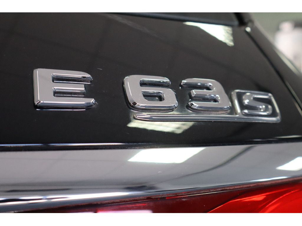 Mercedes-Benz E 63 AMG E 63 S AMG 4Matic NIGHT CERAMIC BURMESTER AMG-PE