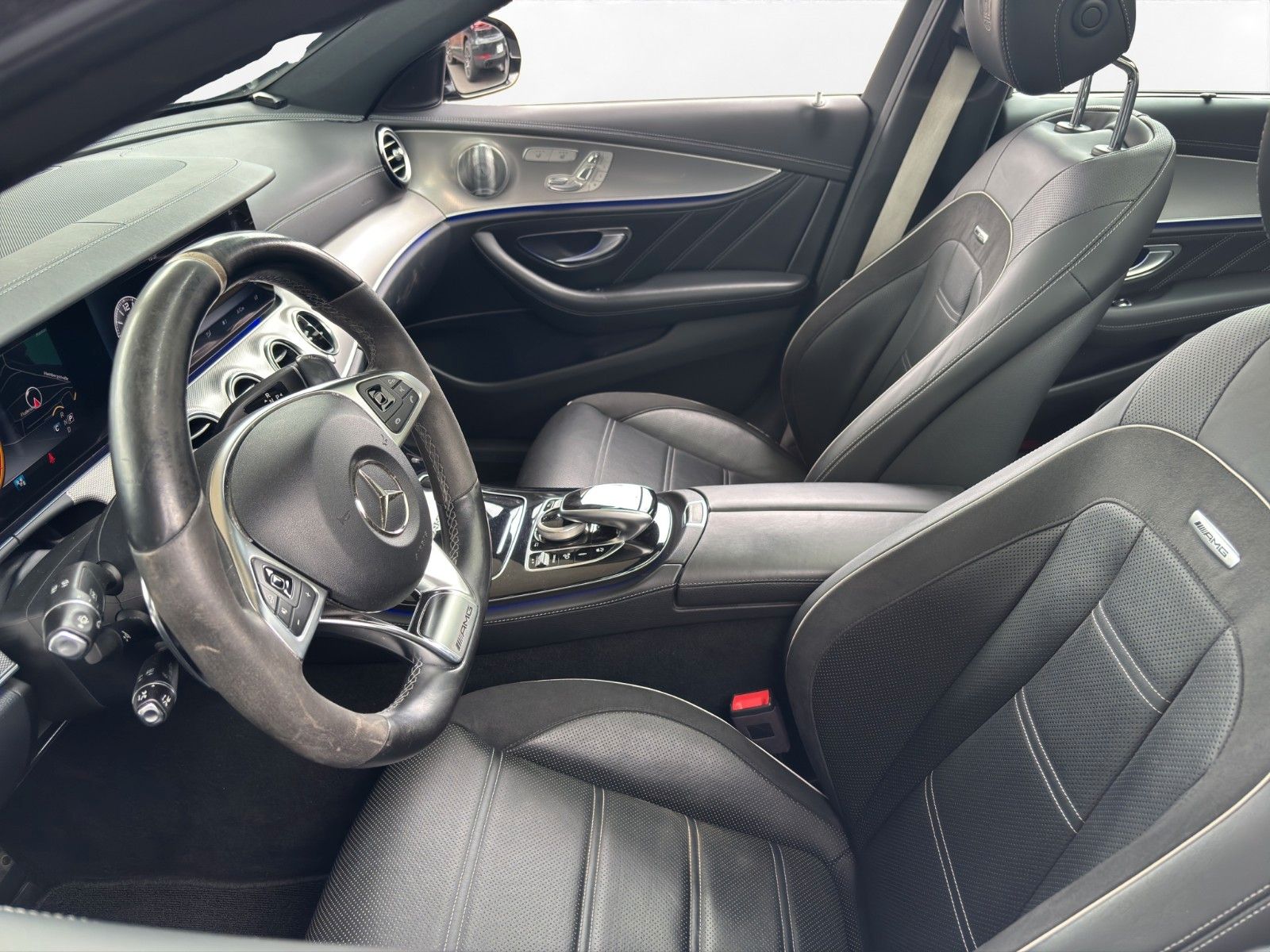 Mercedes-Benz E 63 AMG E 63S Lim. AMG 4Matic+ HUD Sport-AGA Pano