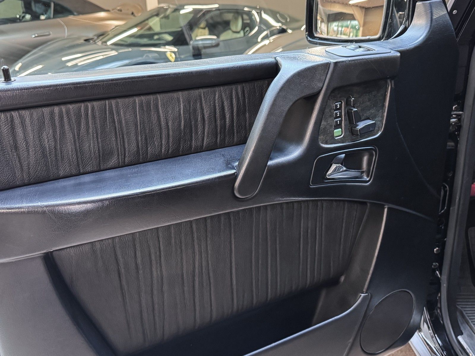 Mercedes-Benz G 270 G 270 CDI Top-Zustand+AMG+eSHD+Leder
