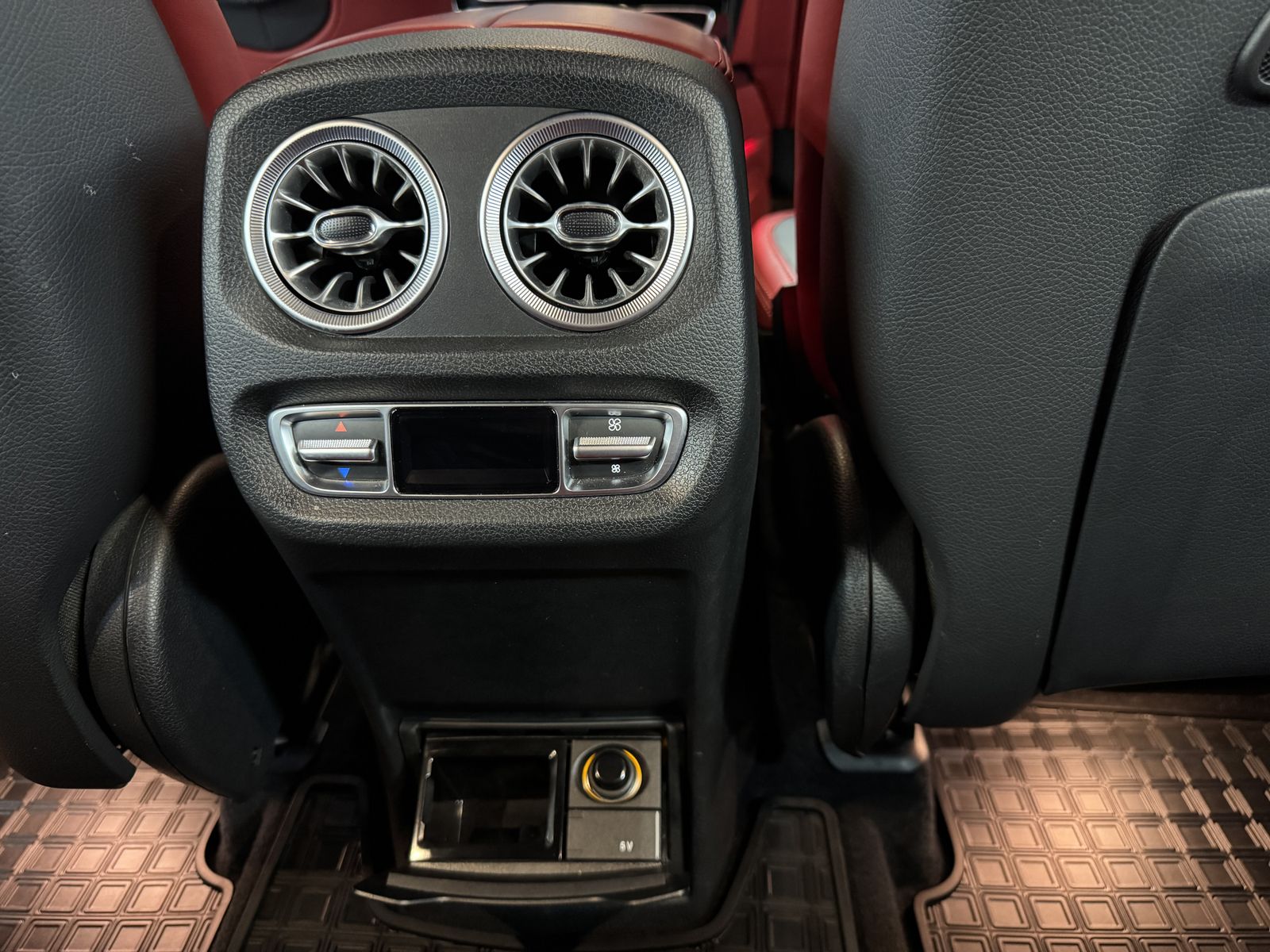 Mercedes-Benz G 63 AMG G 63 AMG Dt. Auto Burmester*Sitzklima*Distronic