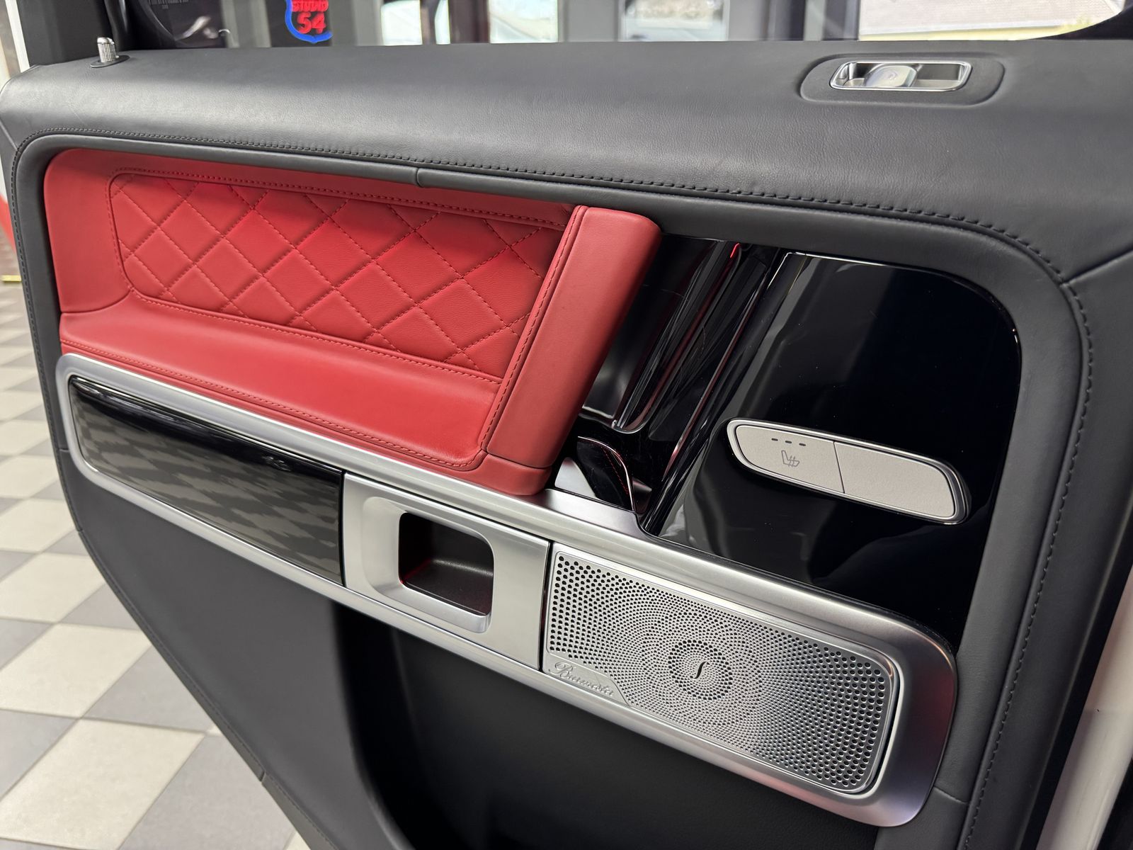 Mercedes-Benz G 63 AMG G 63 AMG Dt. Auto Burmester*Sitzklima*Distronic