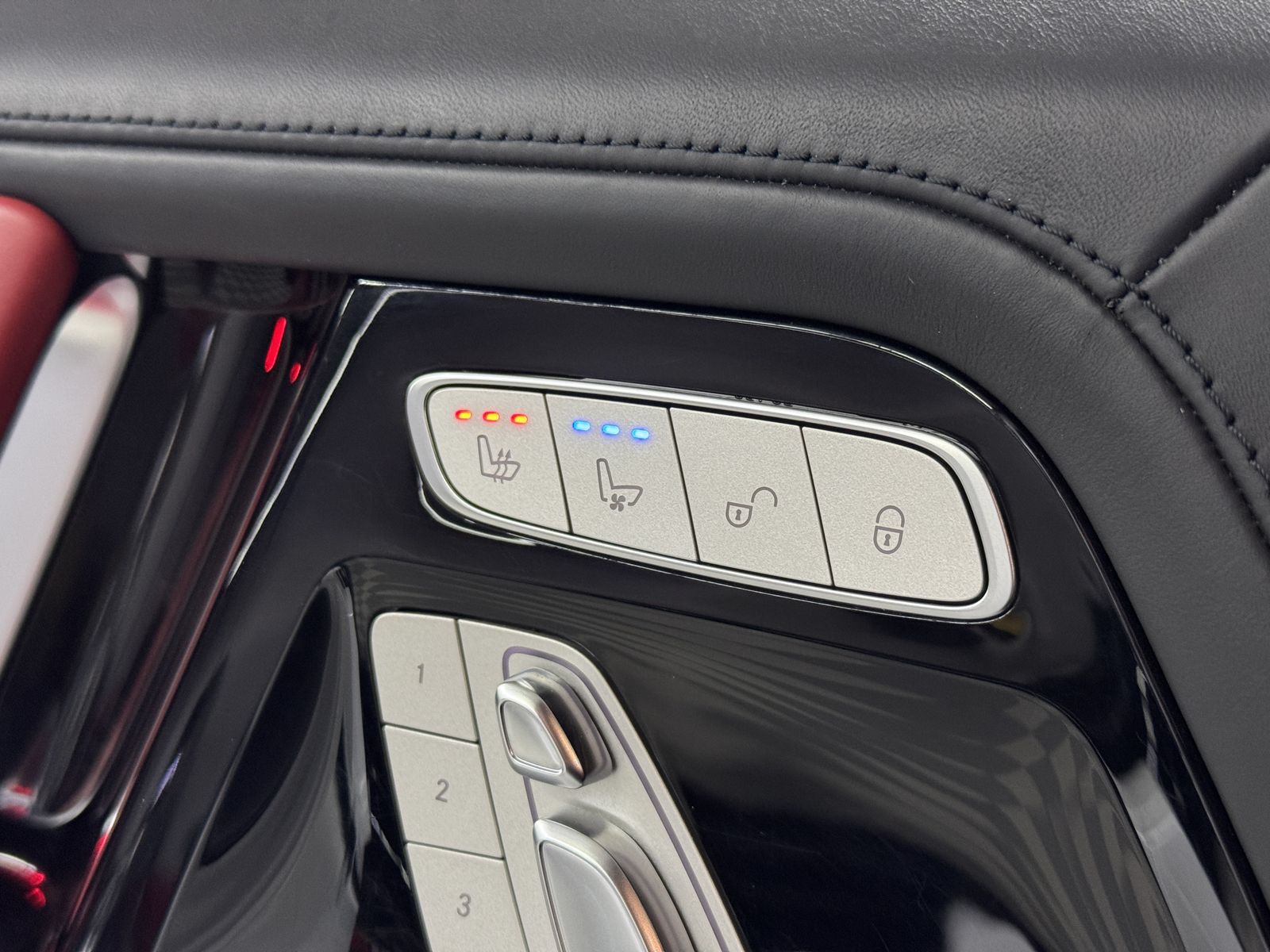 Mercedes-Benz G 63 AMG G 63 AMG Dt. Auto Burmester*Sitzklima*Distronic