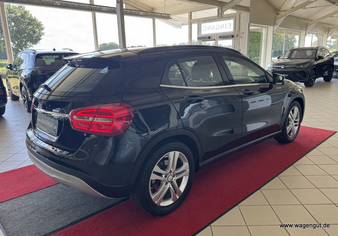 Mercedes-Benz GLA 200 GLA 200 Assist-Plus*Navi*Bi-Xenon*AHK*