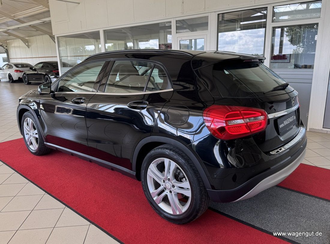 Mercedes-Benz GLA 200 GLA 200 Assist-Plus*Navi*Bi-Xenon*AHK*