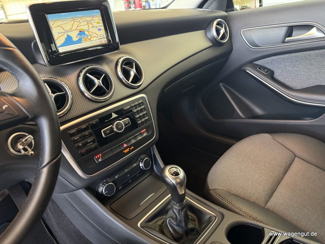 Mercedes-Benz GLA 200 GLA 200 Assist-Plus*Navi*Bi-Xenon*AHK*