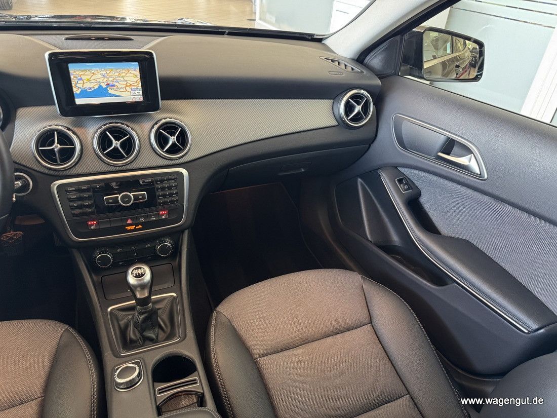 Mercedes-Benz GLA 200 GLA 200 Assist-Plus*Navi*Bi-Xenon*AHK*