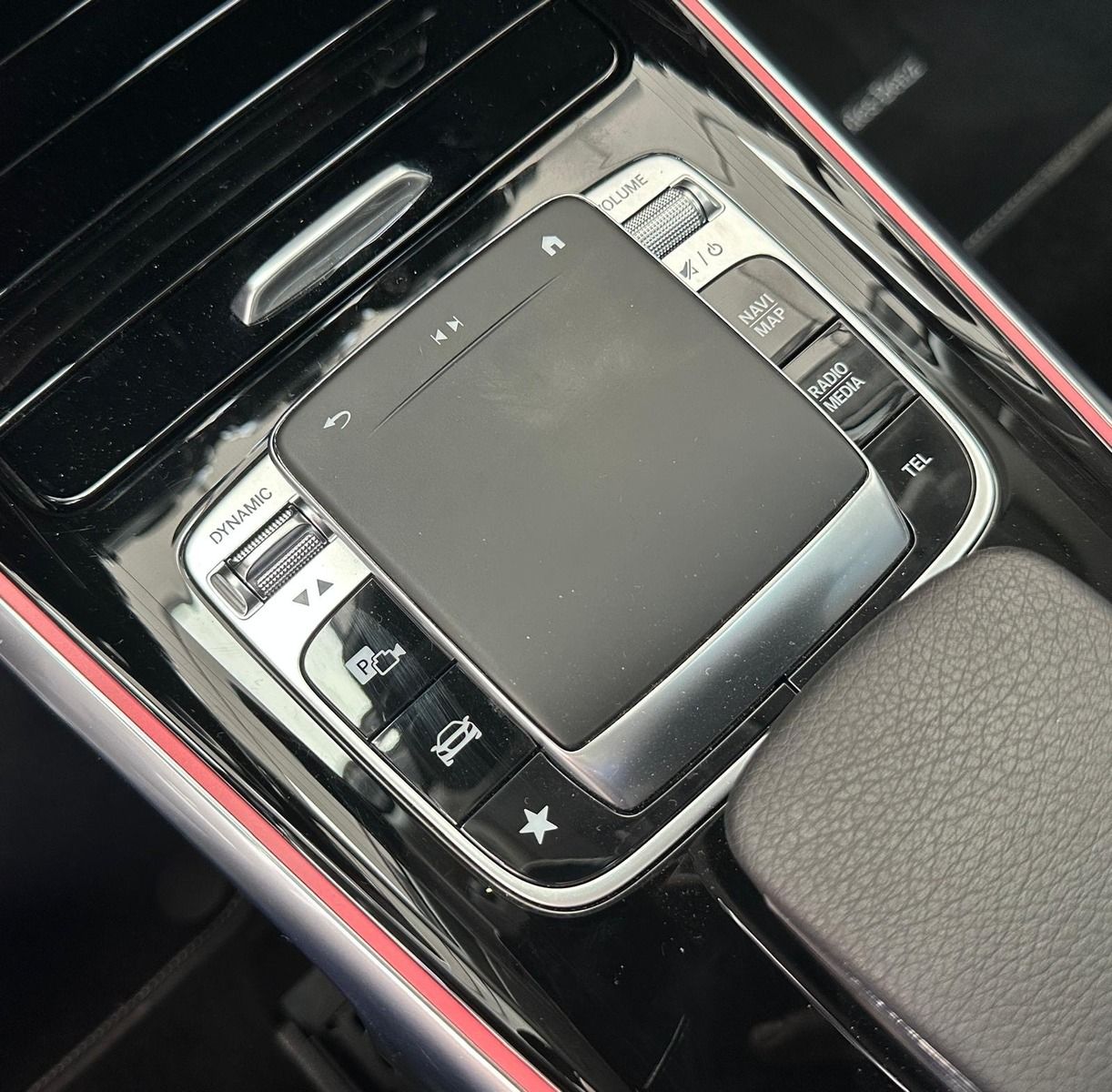 Mercedes-Benz GLB 250 GLB 250 4-MATIC*PANO*WIDE*MBUX*OFFROAD-PRO*KAM*