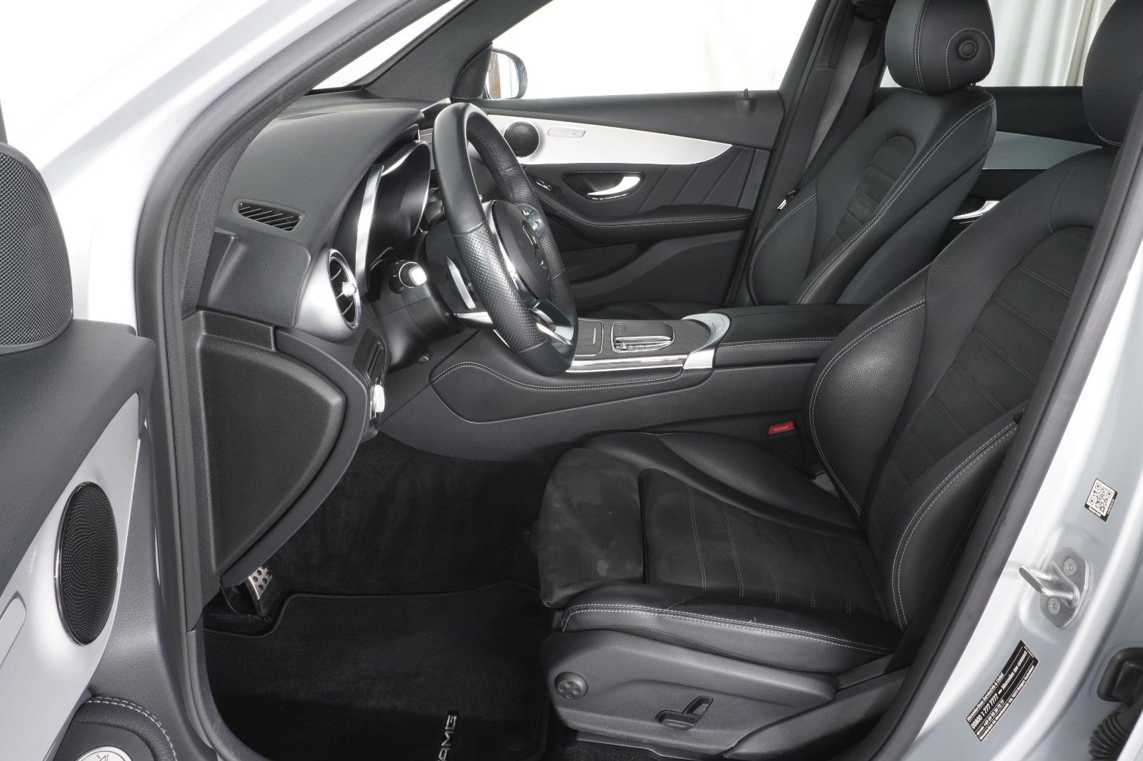 Mercedes-Benz GLC 300 GLC 300 e 4Matic Kamera AHK Business AMG LED