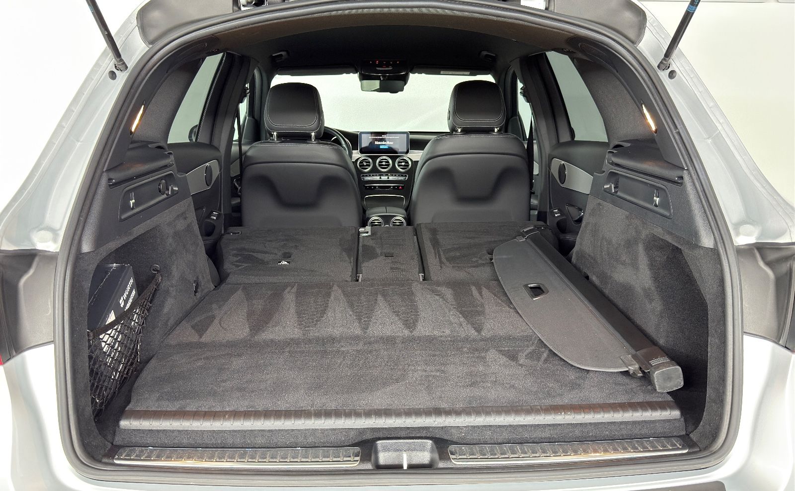 Mercedes-Benz GLC 300 GLC 300 e 4Matic Kamera AHK Business AMG LED