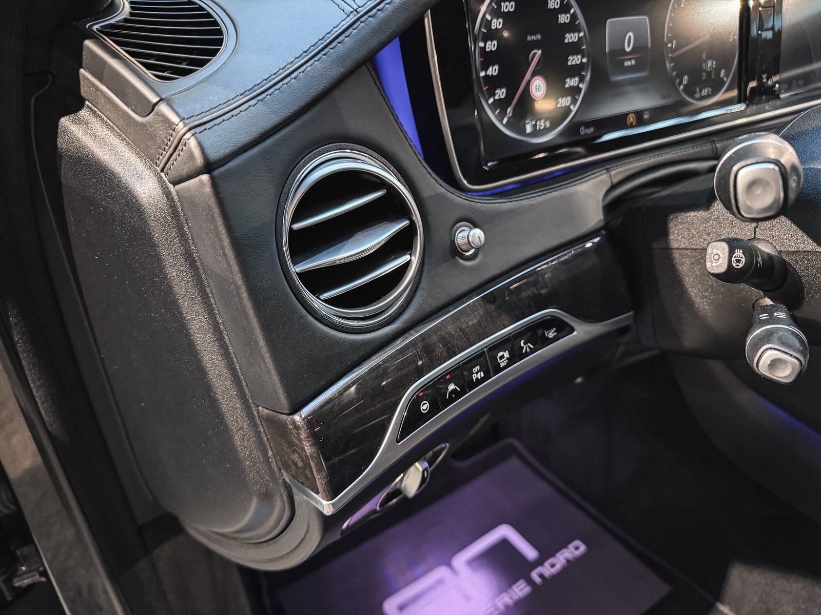 Mercedes-Benz S 350 S 350d L AMG Line Chauffeur-Paket+Burmester4D+