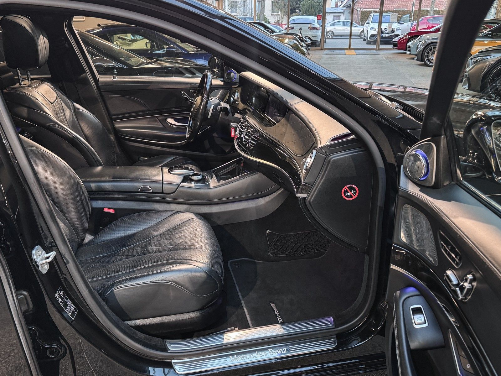Mercedes-Benz S 350 S 350d L AMG Line Chauffeur-Paket+Burmester4D+