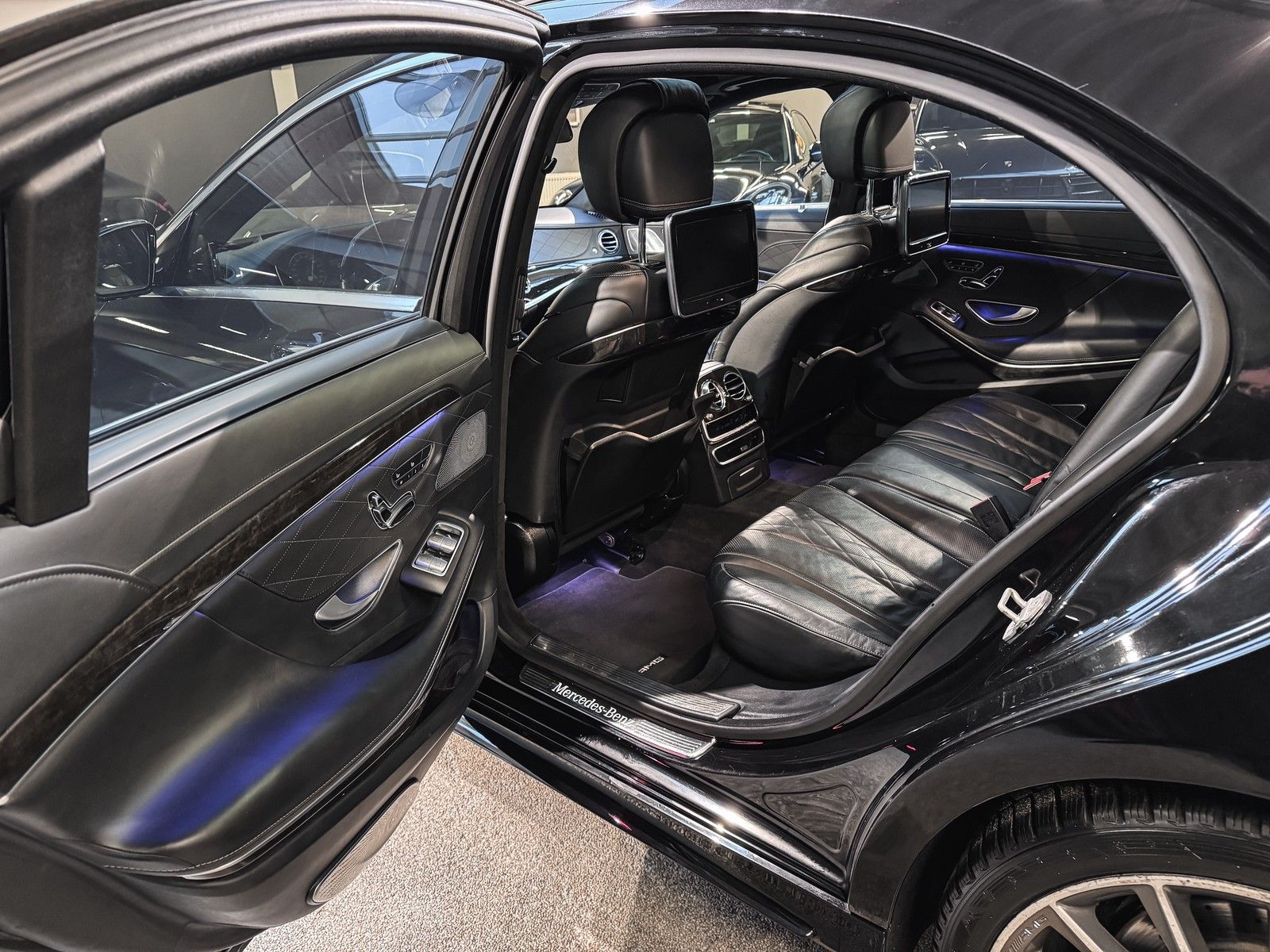 Mercedes-Benz S 350 S 350d L AMG Line Chauffeur-Paket+Burmester4D+