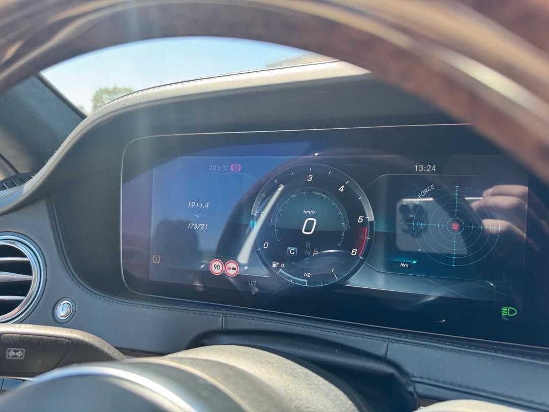 Mercedes-Benz S 400 S 400d 4Matic L AMG 20Z Burmester 4D Designo