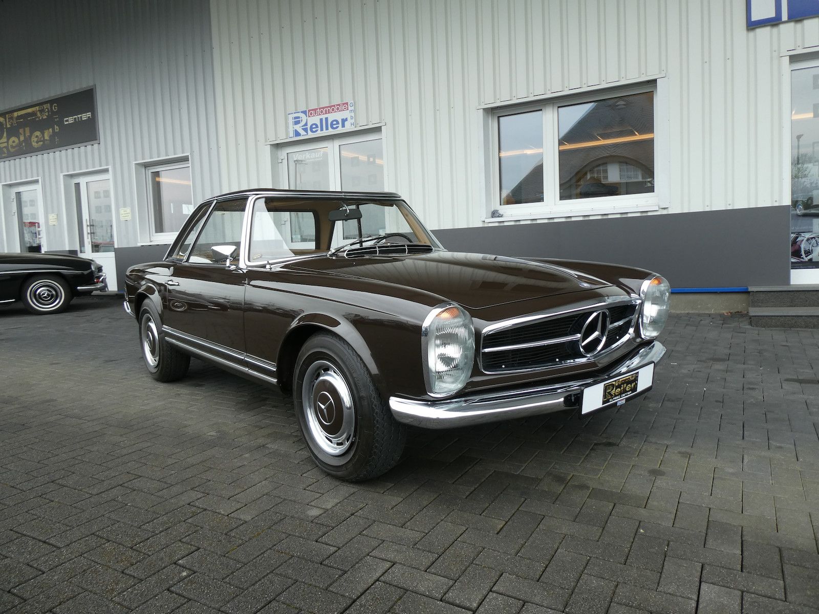 Mercedes-Benz SL 280 SL 280 Pagode, deutsche Erstauslieferung