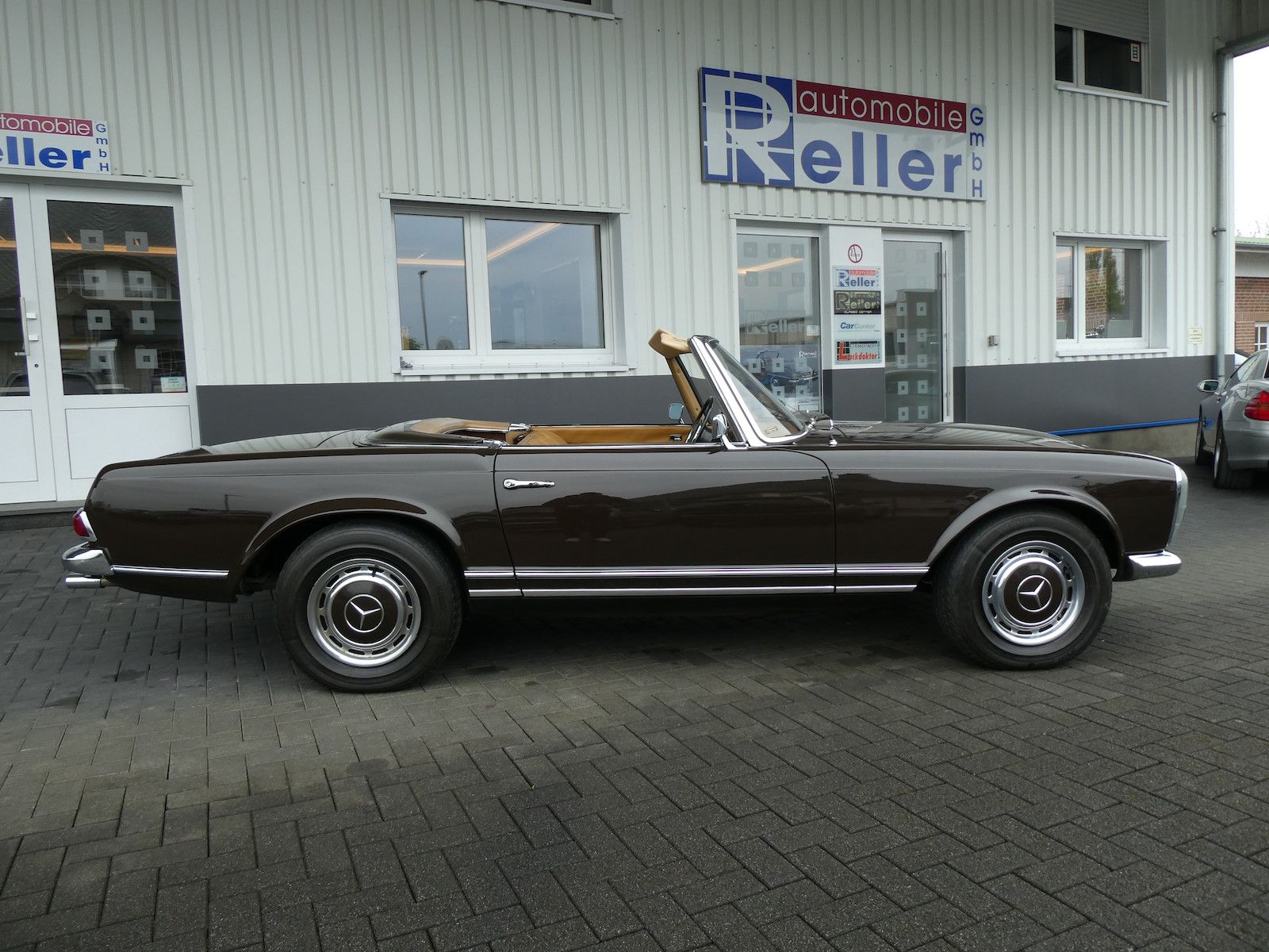Mercedes-Benz SL 280 SL 280 Pagode, deutsche Erstauslieferung