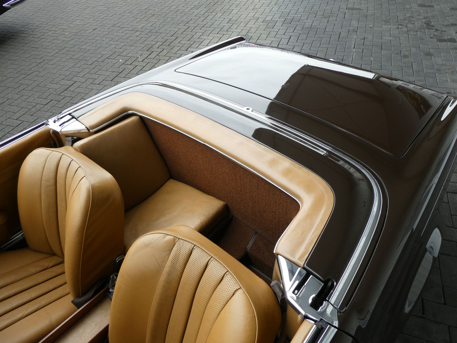 Mercedes-Benz SL 280 SL 280 Pagode, deutsche Erstauslieferung