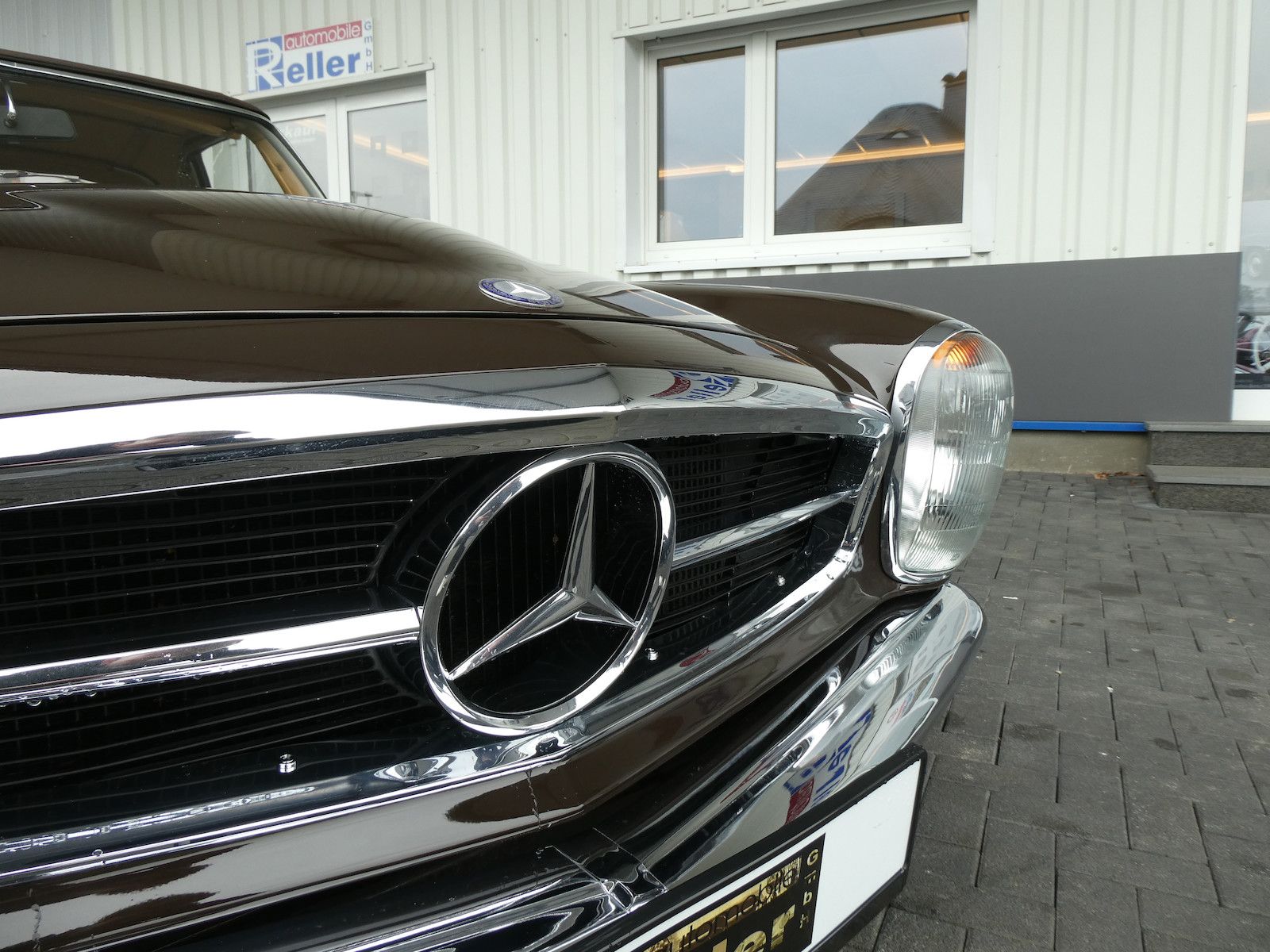 Mercedes-Benz SL 280 SL 280 Pagode, deutsche Erstauslieferung