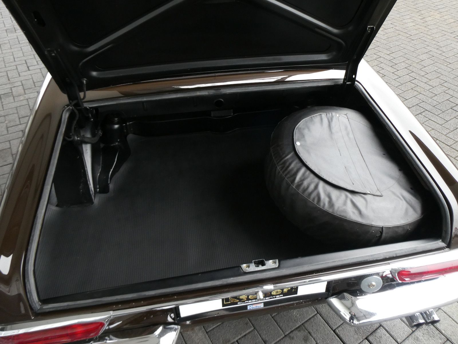 Mercedes-Benz SL 280 SL 280 Pagode, deutsche Erstauslieferung