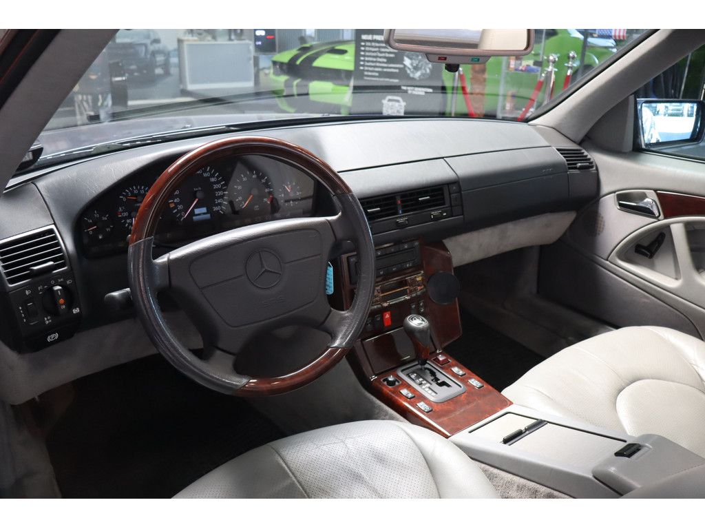 Mercedes-Benz SL 280 SL 280 Pano-/&amp; Softtop, Leder, Memory, Gepflegt