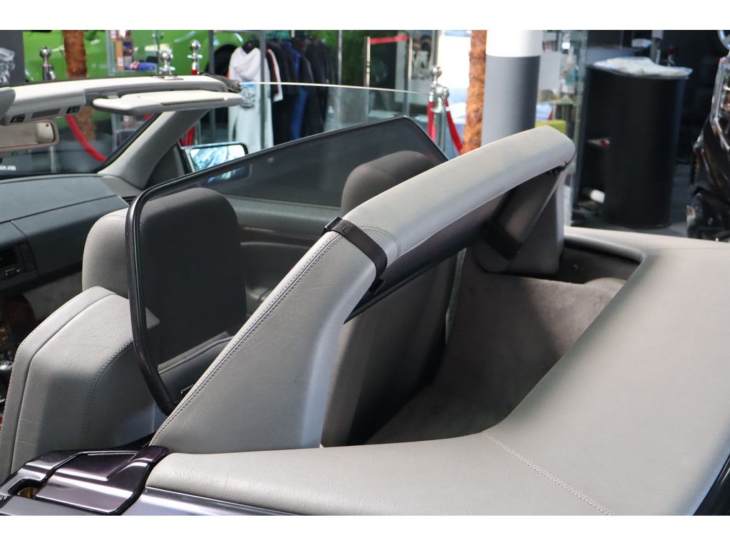 Mercedes-Benz SL 280 SL 280 Pano-/&amp; Softtop, Leder, Memory, Gepflegt