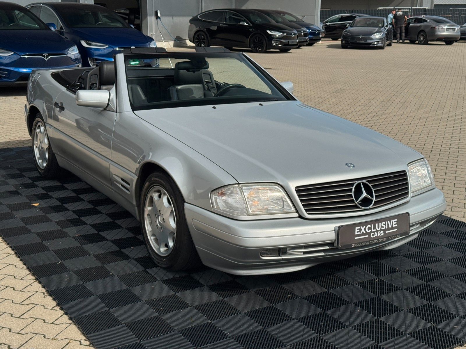 Mercedes-Benz SL 320 SL 320 | Gutachten WBW 30.800 EURO |