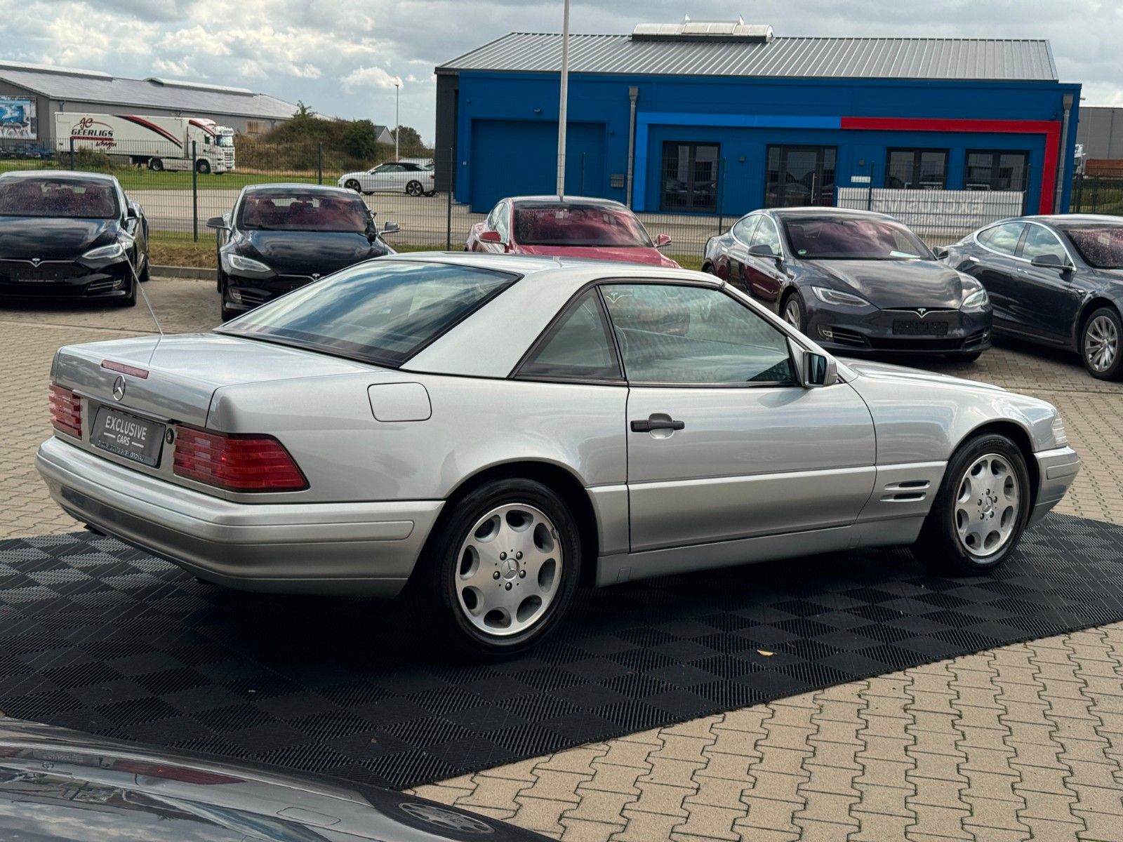 Mercedes-Benz SL 320 SL 320 | Gutachten WBW 30.800 EURO |
