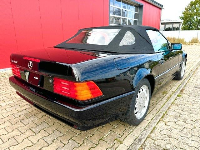 Mercedes-Benz SL 320 SL 320, orig.13.700 km, 1.Hand, 3 Jahre Garantie