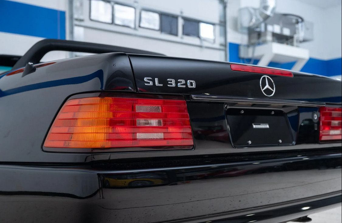 Mercedes-Benz SL 320 SL 320, orig.13.700 km, 1.Hand, 3 Jahre Garantie
