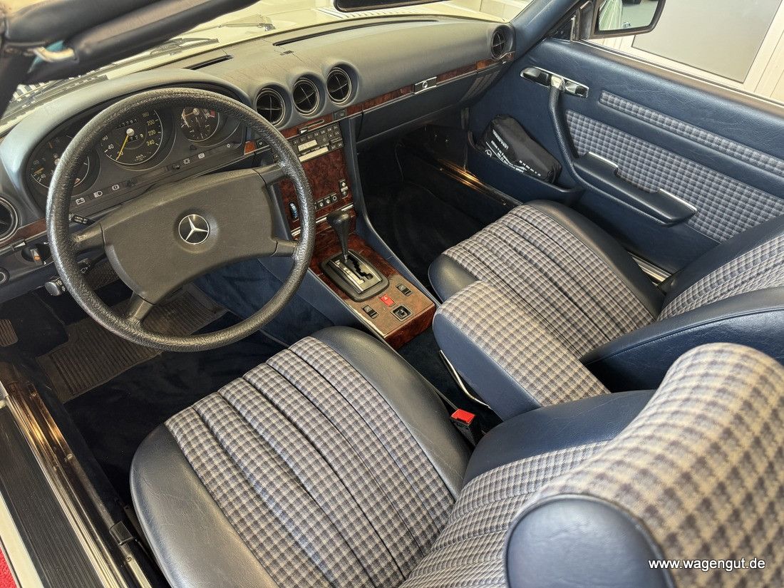 Mercedes-Benz SL 380 SL 380 Original Lack W107 V8