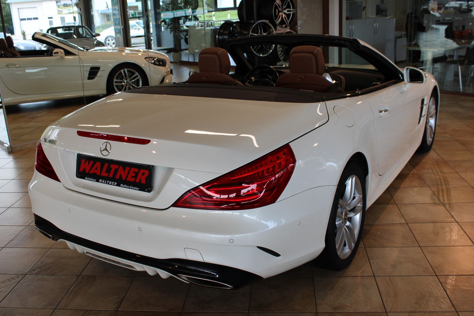 Mercedes-Benz SL 400 SL 400 *Designo+1. Hand+Top*