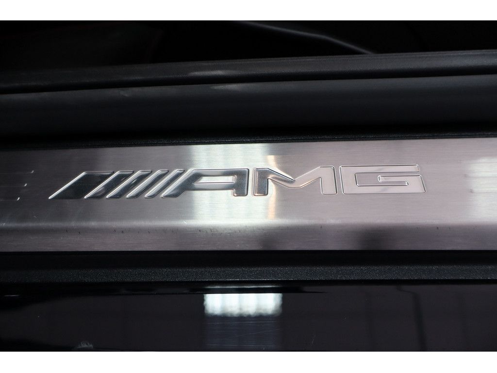Mercedes-Benz SLC 43 AMG SLC 43 AMG RedArt Edition Carbon H/K-Sound