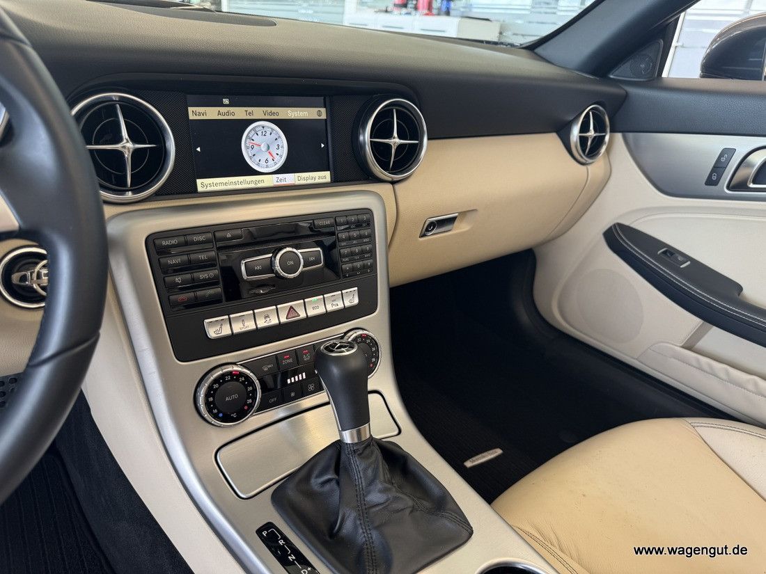 Mercedes-Benz SLK 200 SLK 200 SLK Roadster SLK 200 BlueEfficiency