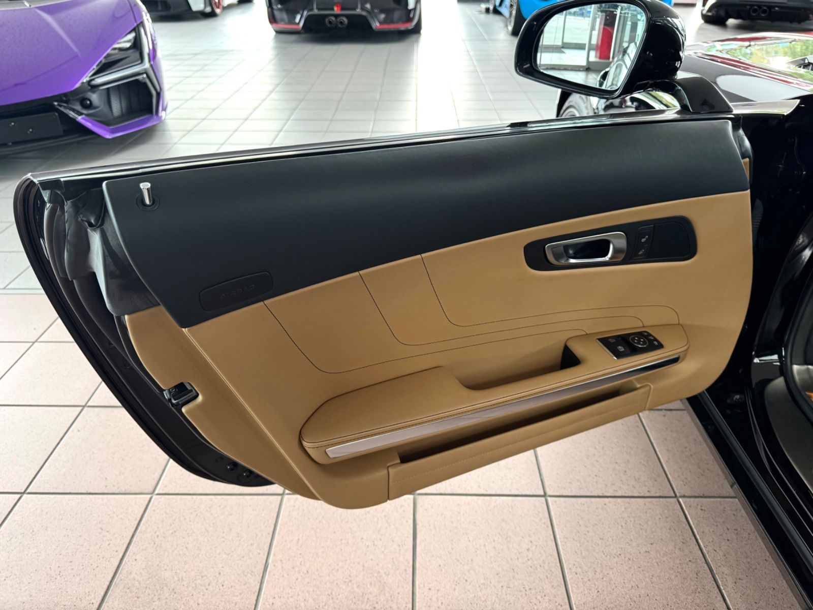 Mercedes-Benz SLS AMG SLS AMG Roadster Deutsch