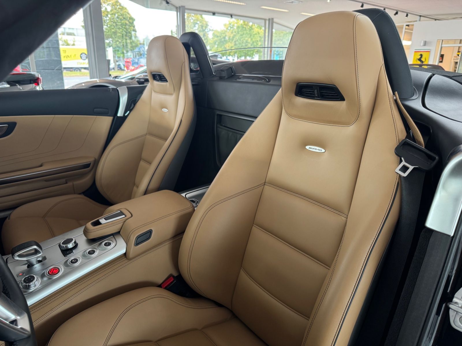 Mercedes-Benz SLS AMG SLS AMG Roadster Deutsch