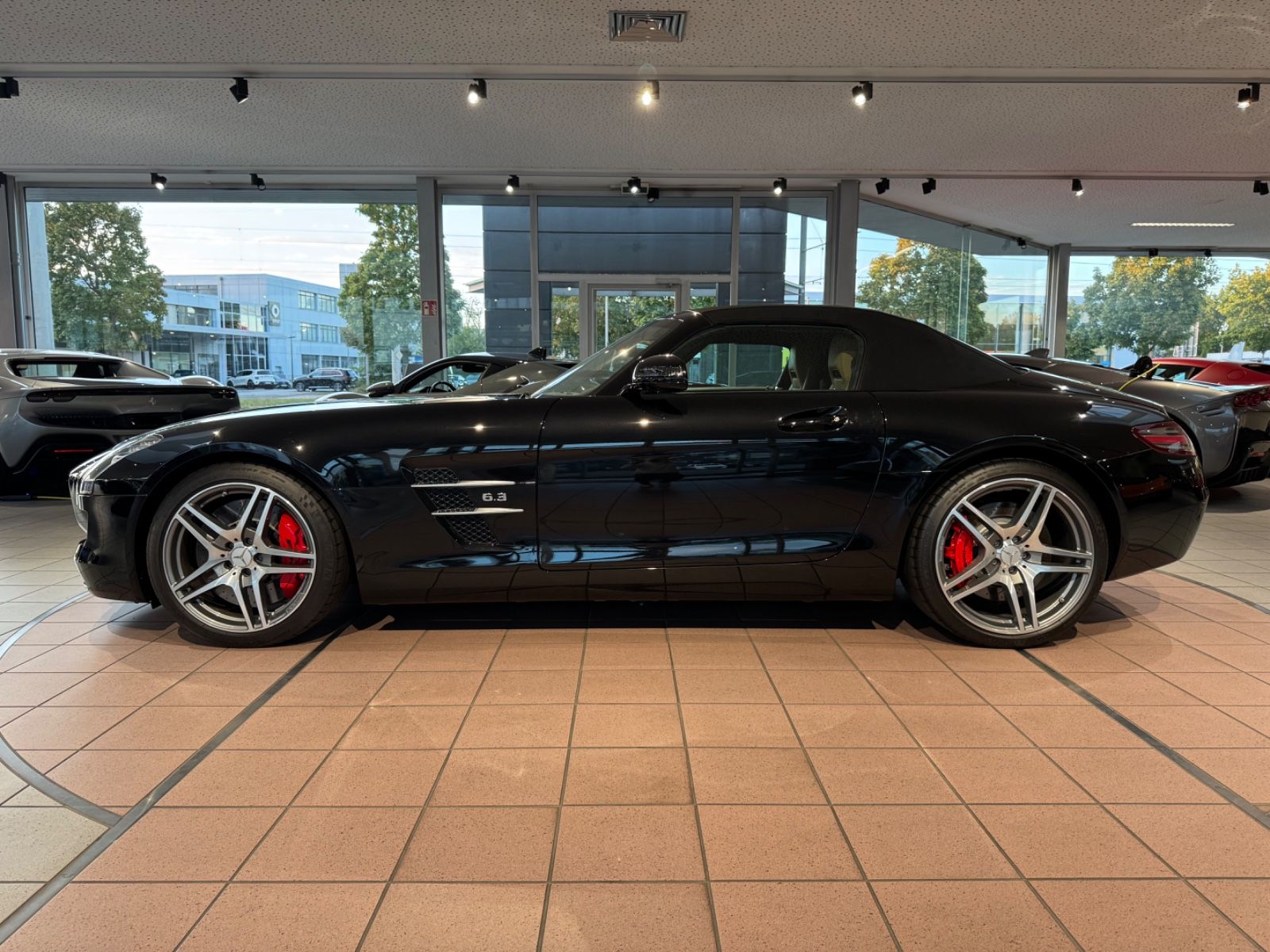 Mercedes-Benz SLS AMG SLS AMG Roadster Deutsch