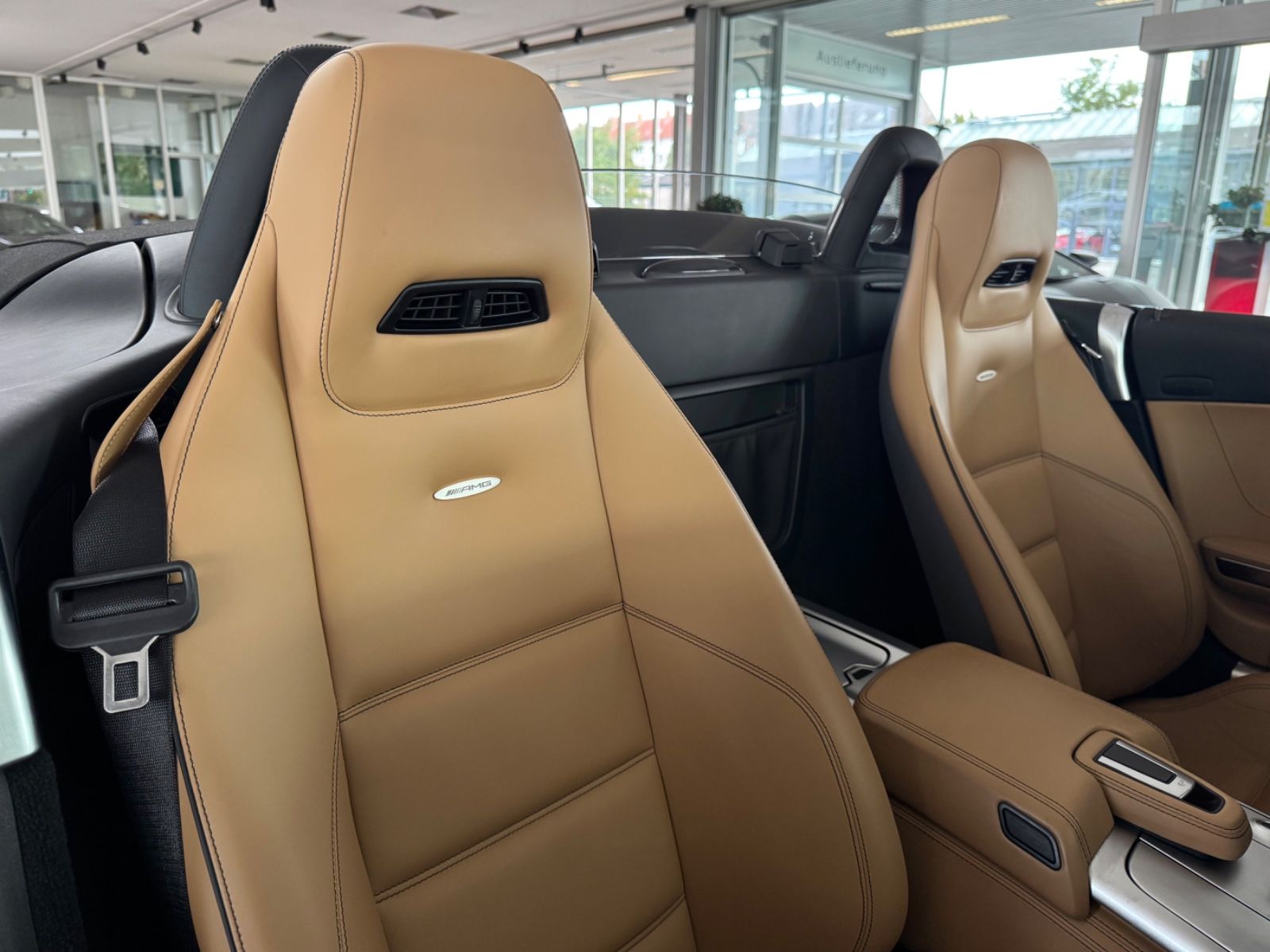 Mercedes-Benz SLS AMG SLS AMG Roadster Deutsch