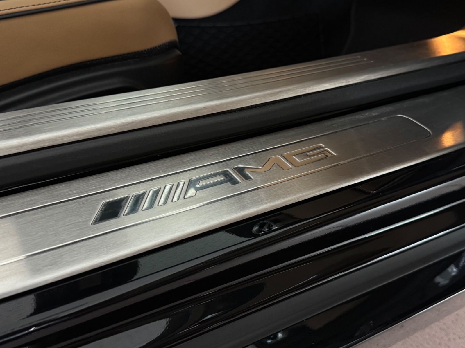 Mercedes-Benz SLS AMG SLS AMG Roadster Deutsch