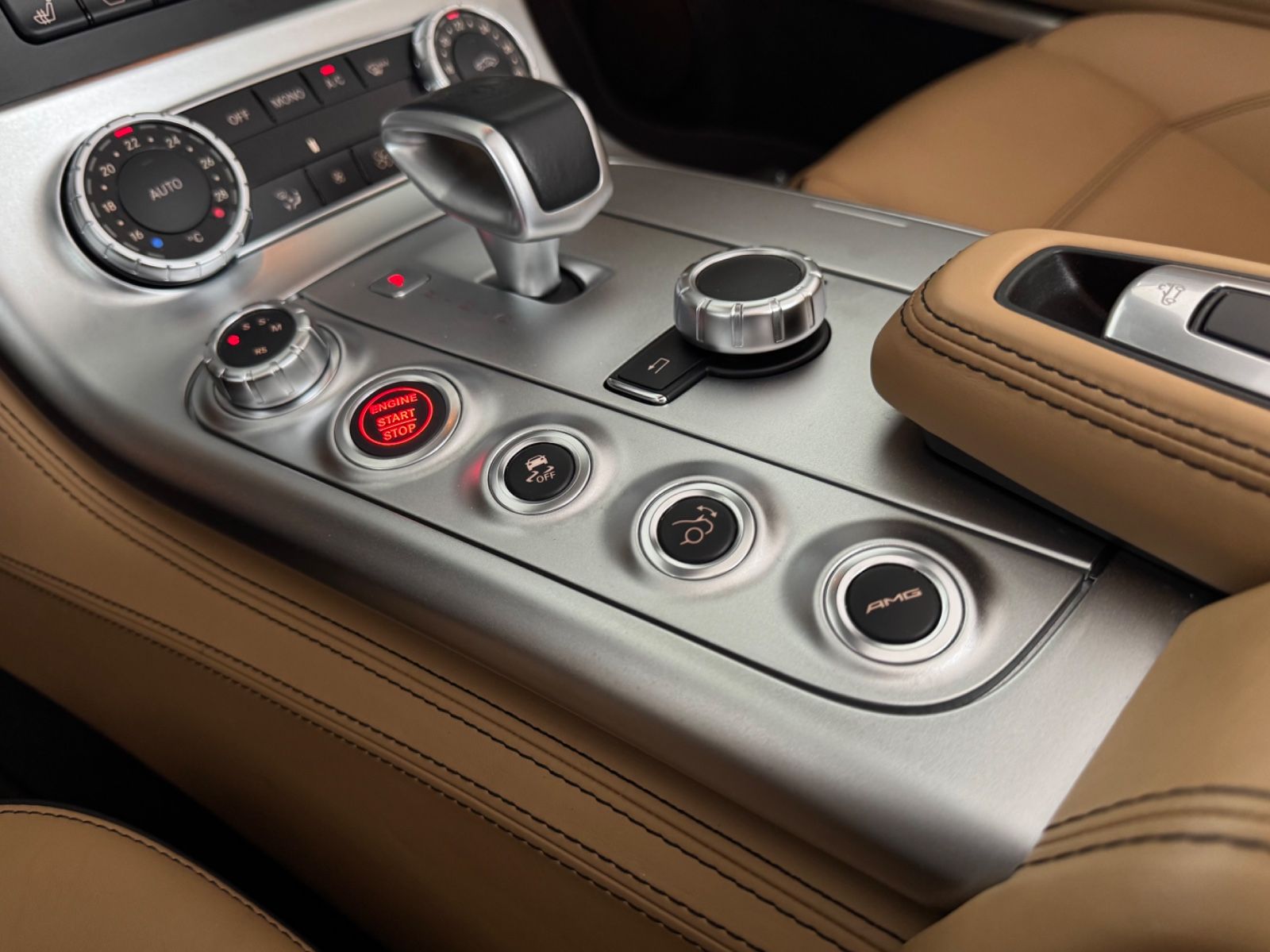 Mercedes-Benz SLS AMG SLS AMG Roadster Deutsch