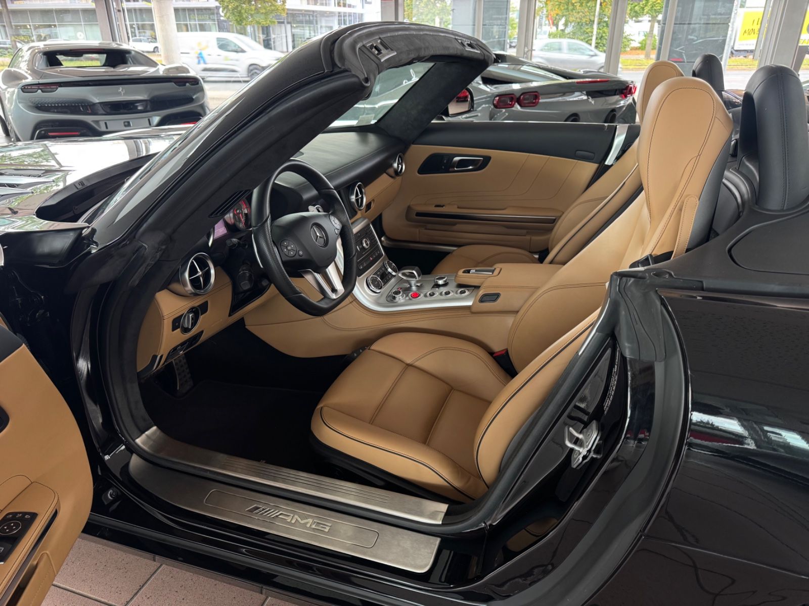 Mercedes-Benz SLS AMG SLS AMG Roadster Deutsch