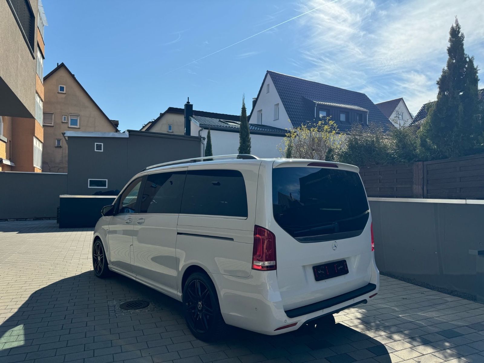 Mercedes-Benz V 250 V250 CDI AMG AVANTGARDE EDITION AHK/PANORA/DISTR