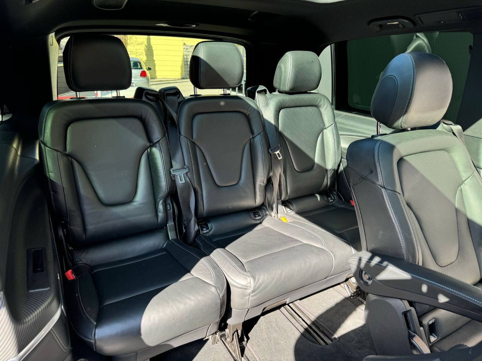 Mercedes-Benz V 250 V250 CDI AMG AVANTGARDE EDITION AHK/PANORA/DISTR
