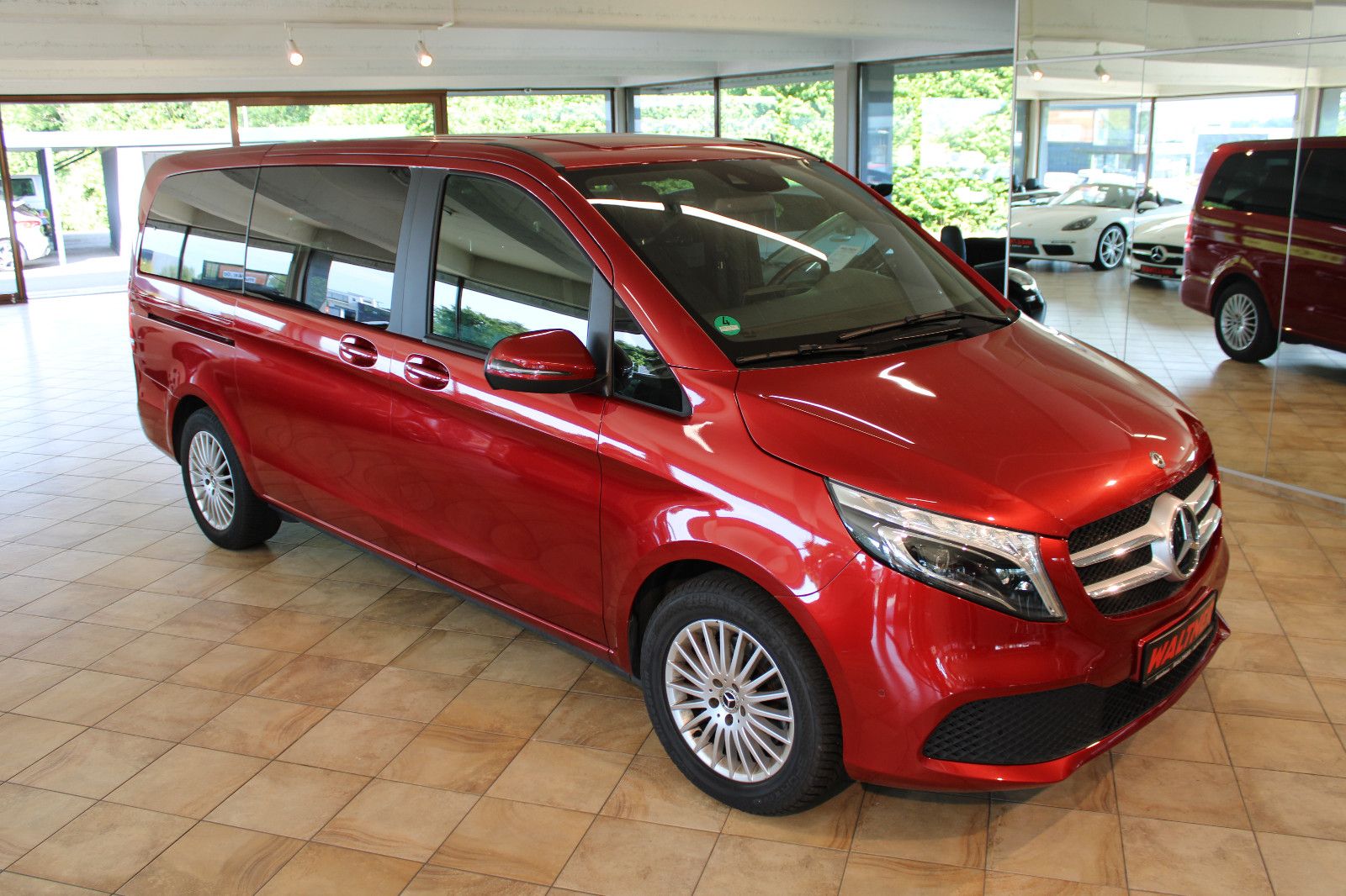 Mercedes-Benz V 300 V 300 D Edition lang *1. Hand+wenig KM+8-Sitzer*