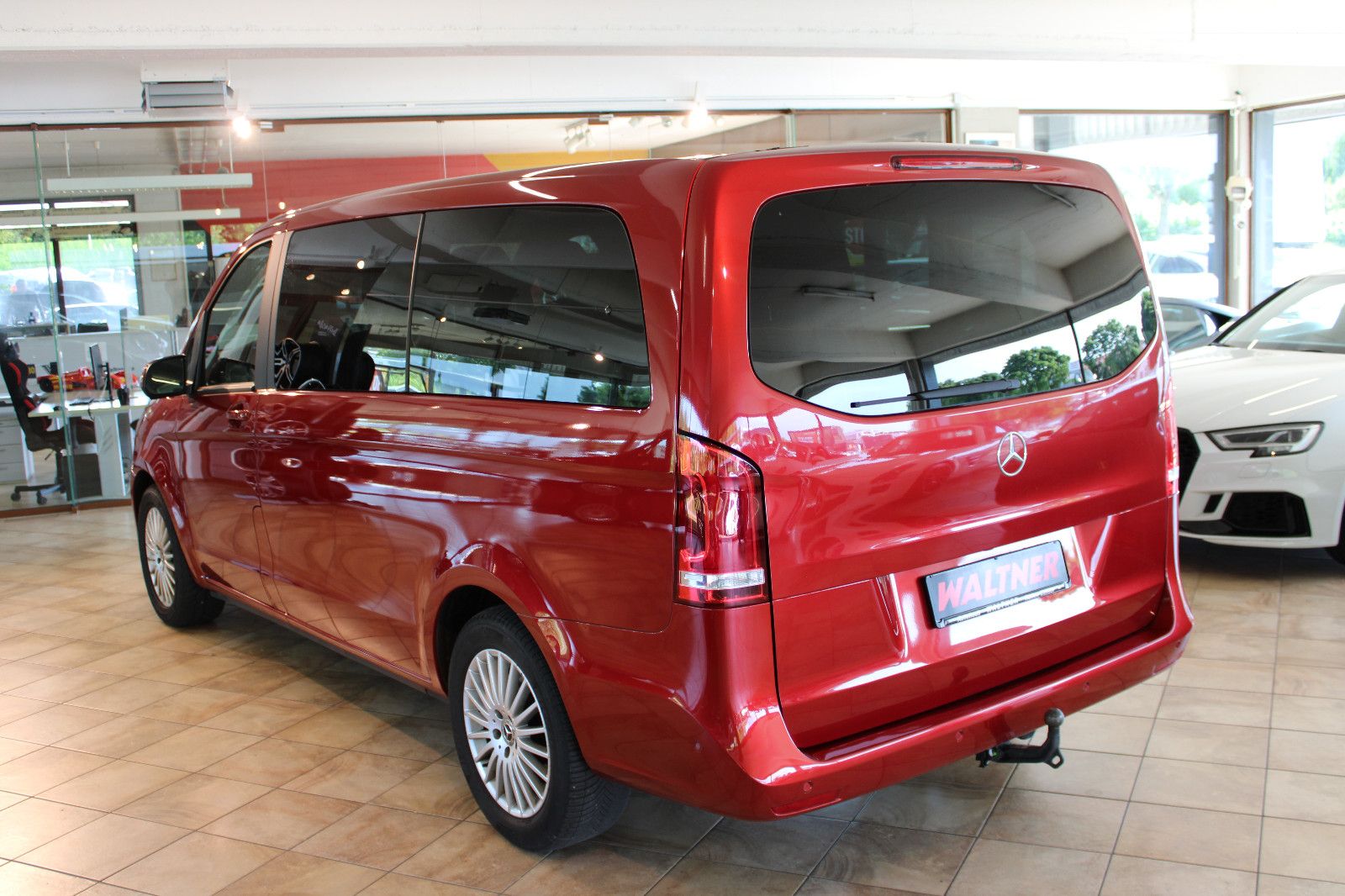 Mercedes-Benz V 300 V 300 D Edition lang *1. Hand+wenig KM+8-Sitzer*