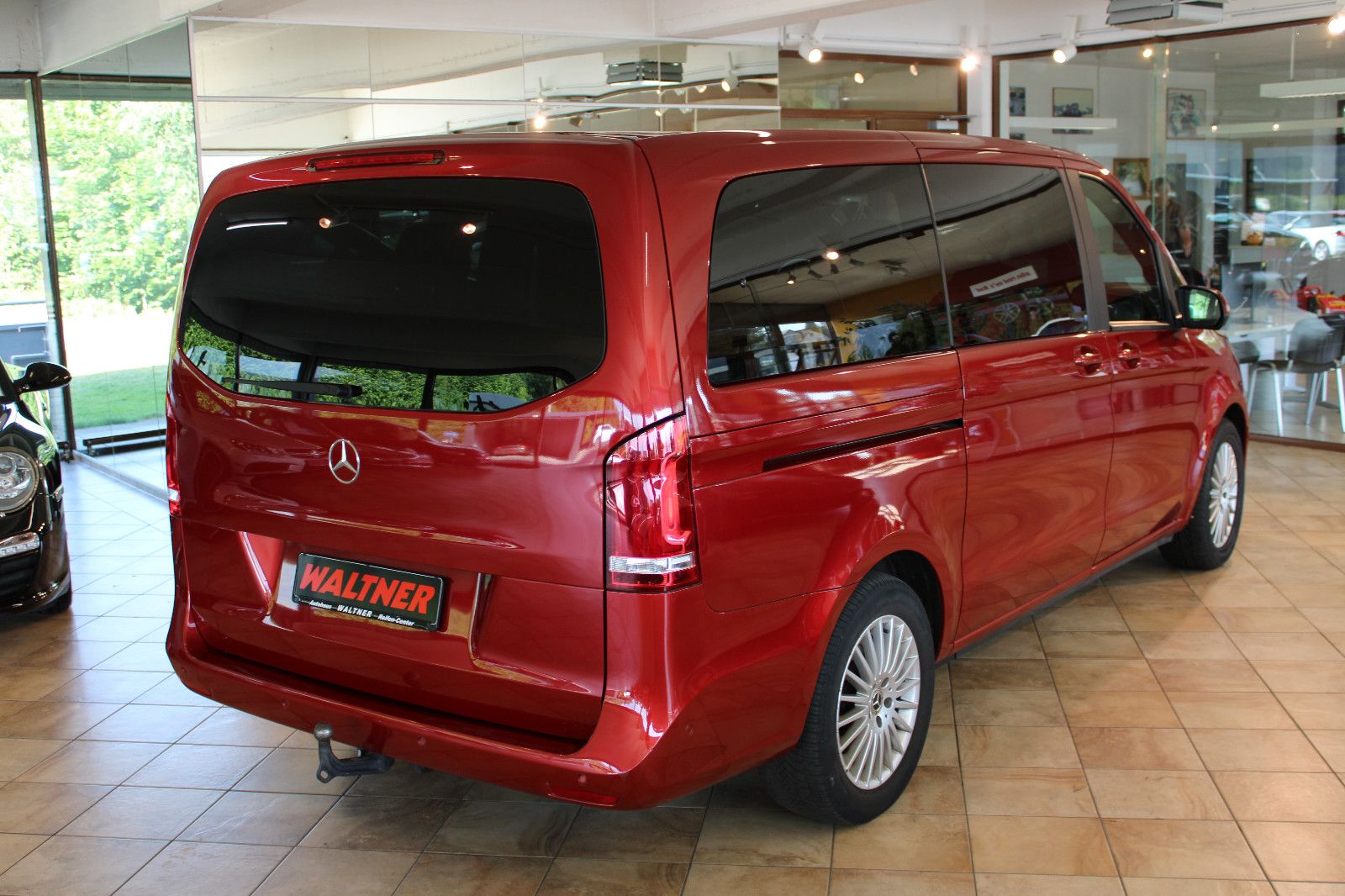 Mercedes-Benz V 300 V 300 D Edition lang *1. Hand+wenig KM+8-Sitzer*