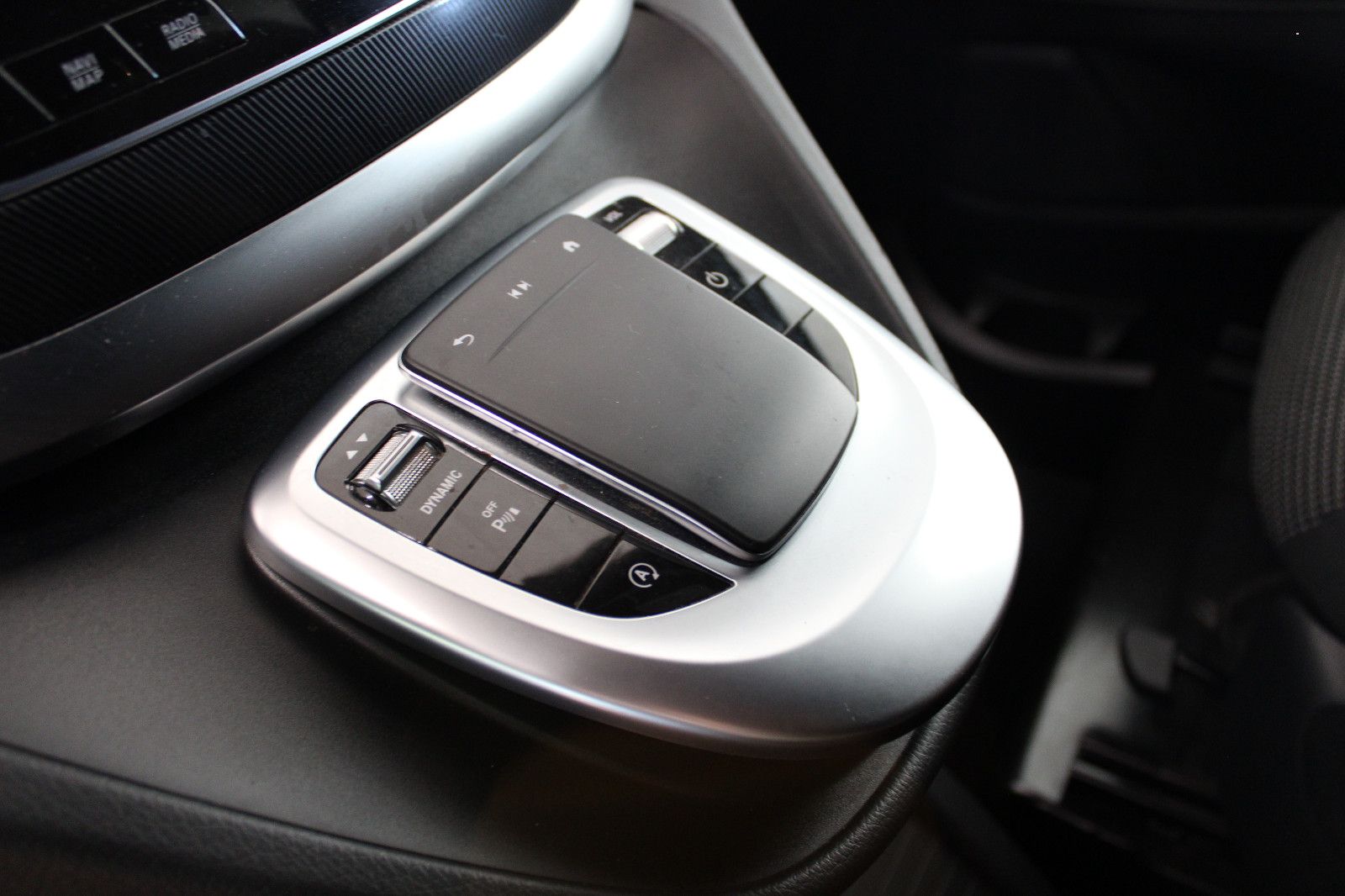 Mercedes-Benz V 300 V 300 D Edition lang *1. Hand+wenig KM+8-Sitzer*