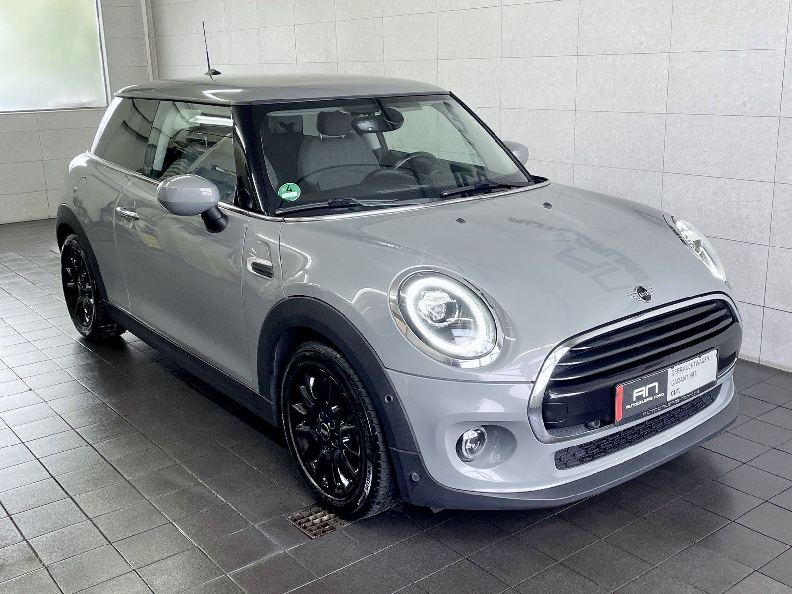 MINI Cooper Cooper LED+Excitement-Paket+Sportsitz+DCC+Visual