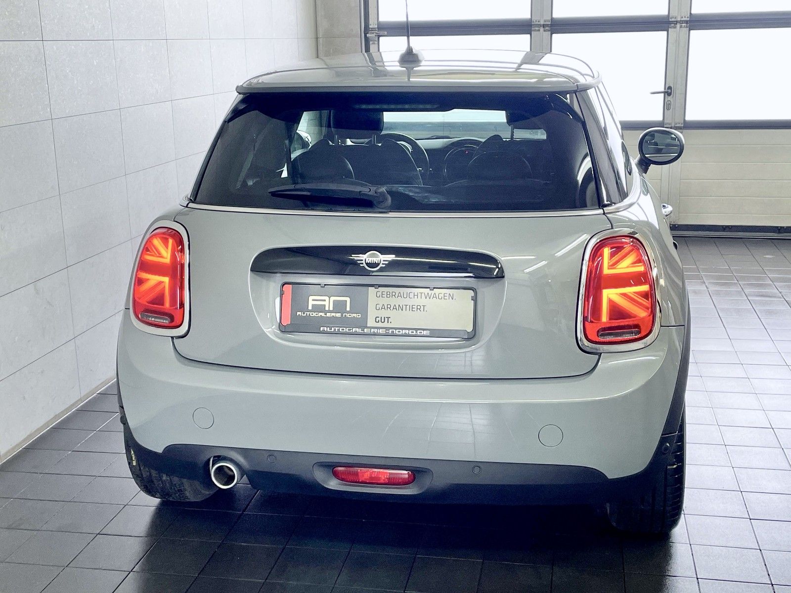 MINI Cooper Cooper LED+Excitement-Paket+Sportsitz+DCC+Visual