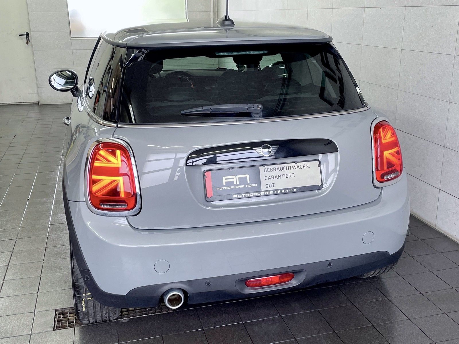 MINI Cooper Cooper LED+Excitement-Paket+Sportsitz+DCC+Visual
