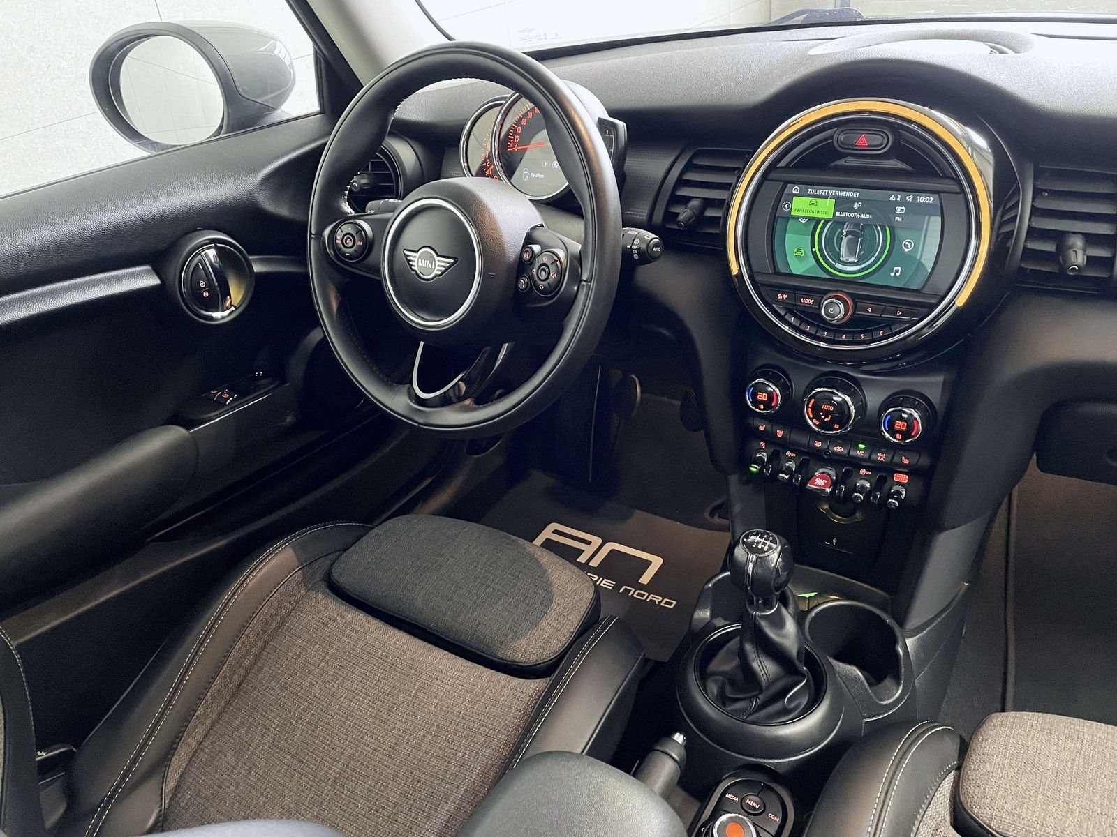 MINI Cooper Cooper LED+Excitement-Paket+Sportsitz+DCC+Visual