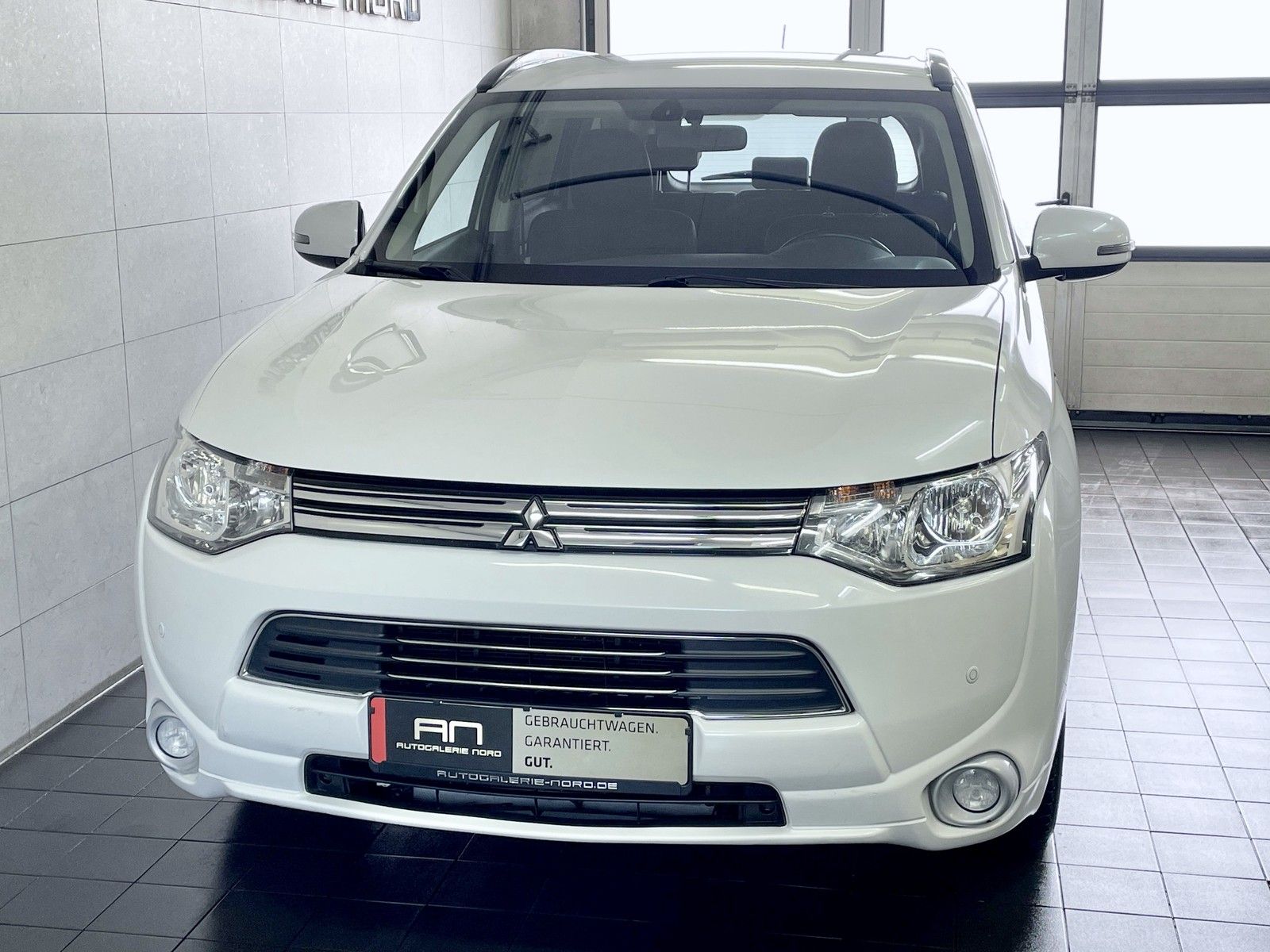 Mitsubishi Outlander Outlander PHEV Basis 4WD